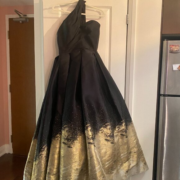 Terani Couture: Black with Gold Ombre evening gown - One Shoulder Dramatic Neck - Picture 4 of 7